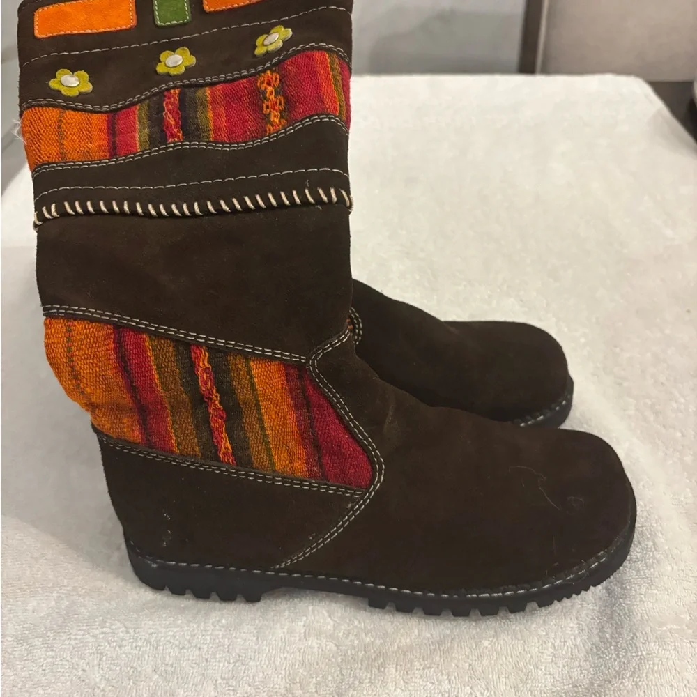 Suede Boho Hippie Southwestern Cottagecore Festive Boots Size 6